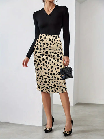 Leopard Print Midi Pencil Skirt