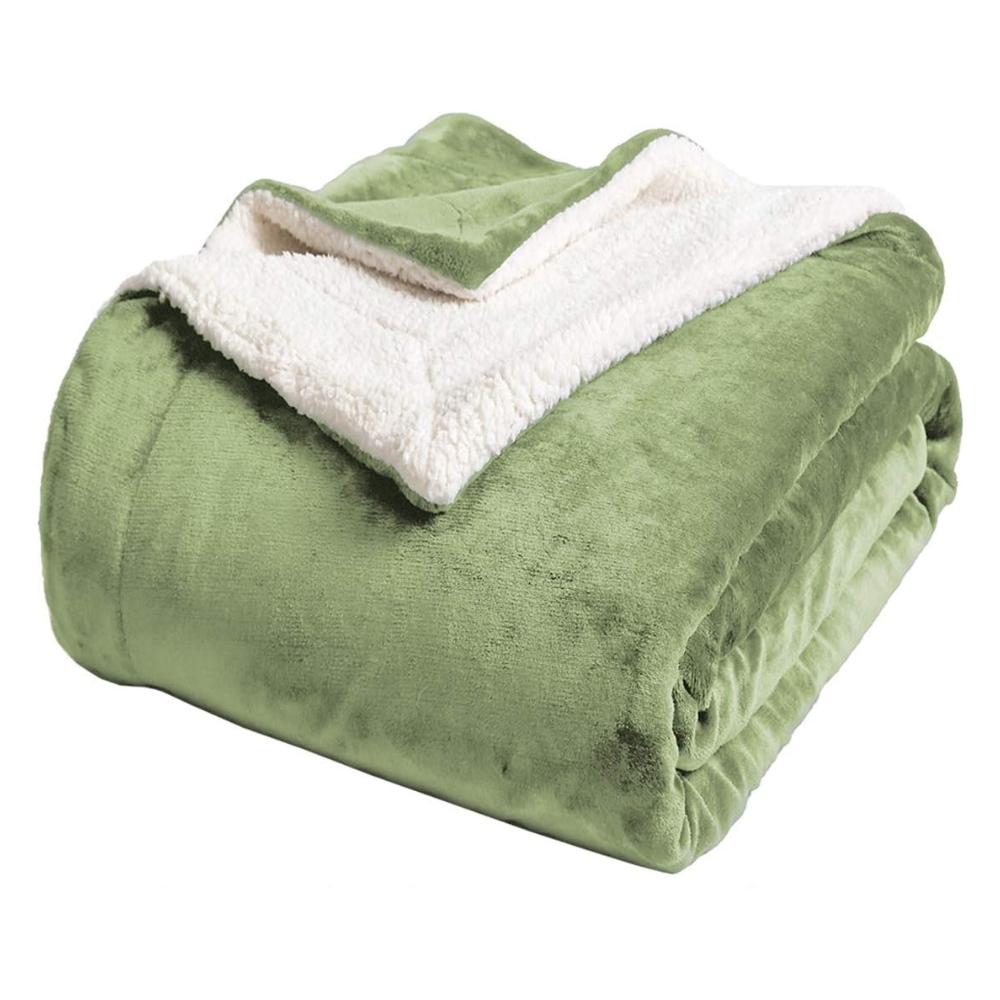 Fleece Blanket with Thick Sherpa Backing
